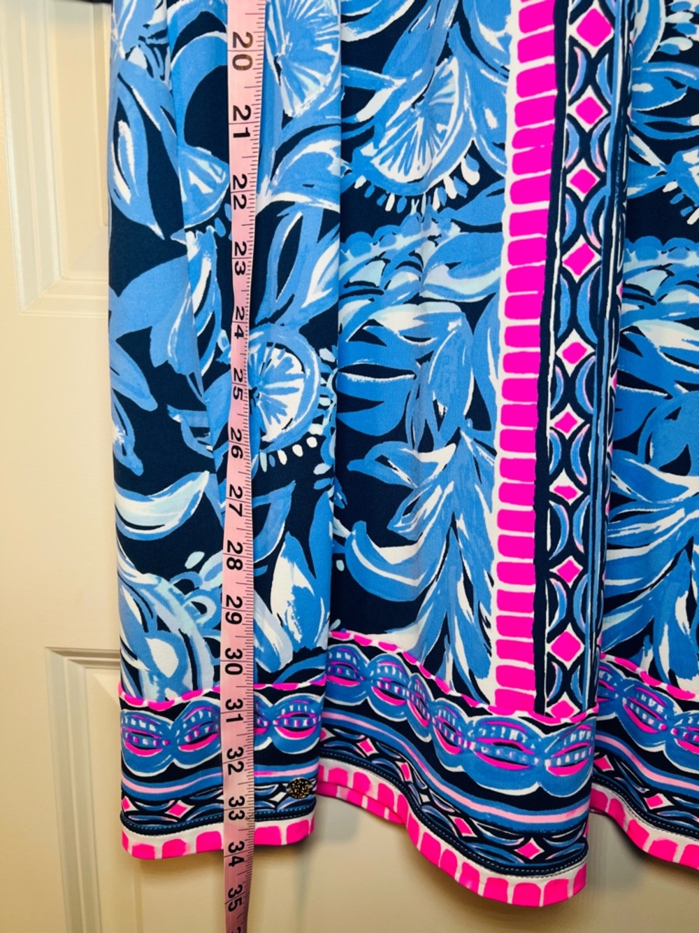 Lilly Pulitzer UPF 50 Nadine Dress “Chilly Lilly” size Small - Picture 7 of 12